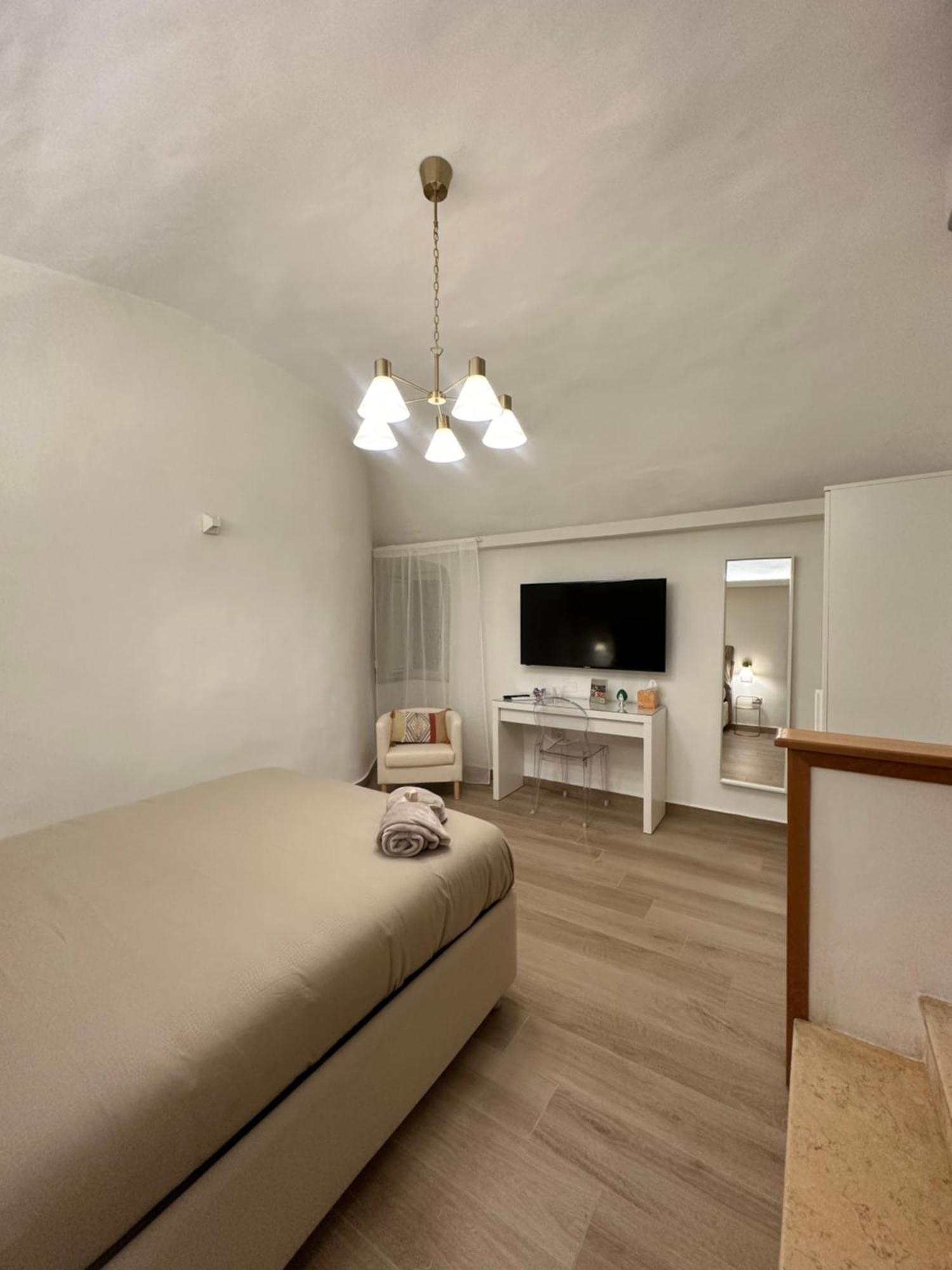 Paura Suite Apartment Napels Buitenkant foto