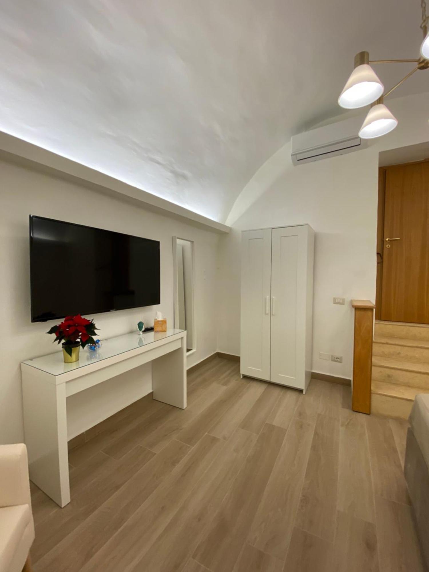 Paura Suite Apartment Napels Buitenkant foto
